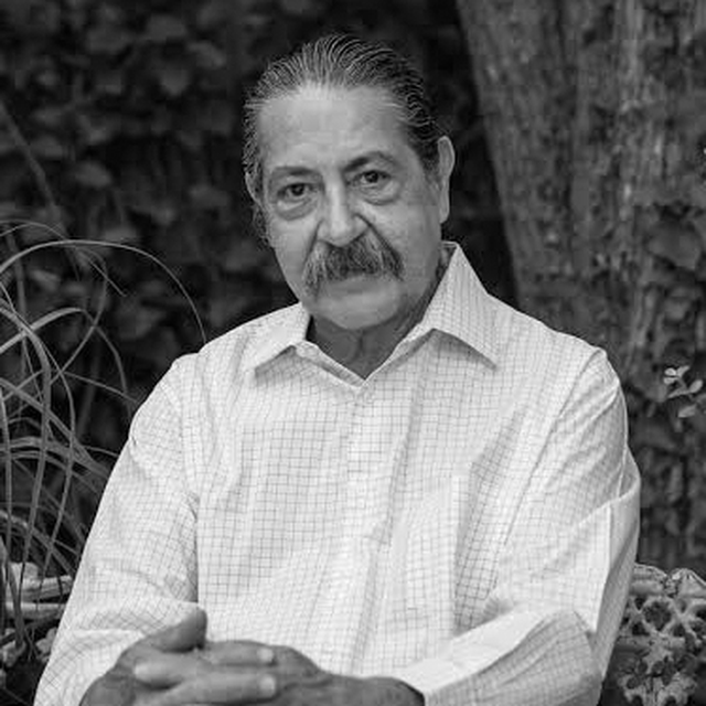 Dr. Héctor Castillo Berthier